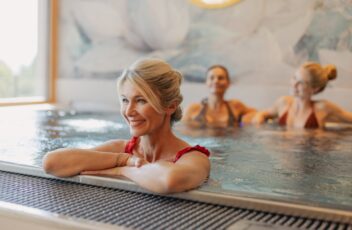 Ladies Spa Relax-Massagepool © Hotel Larimar, Karl Schrotter Photograph